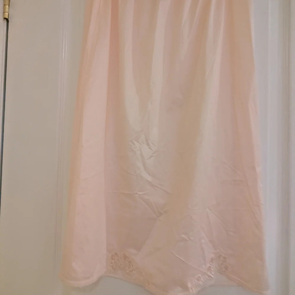 Vintage Pink Half Slip with Lace Trim French Maid Size M - Picture 2 of 6